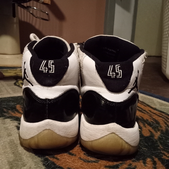Jordan 11 Concord - Picture 4 of 7